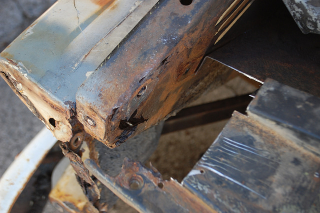 Illustration for article titled Truck welding begins